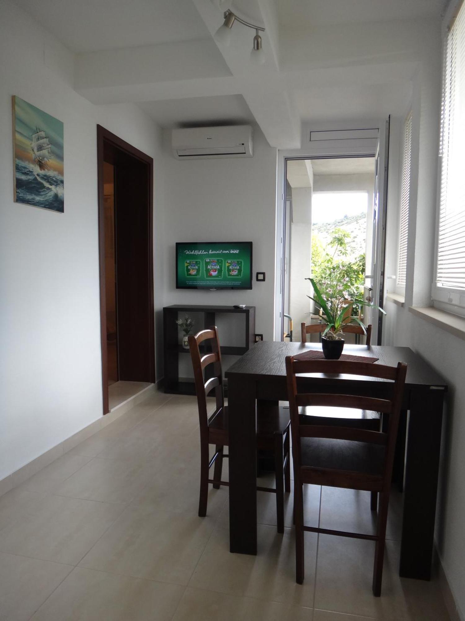 Apartments Selina Vinišće Екстериор снимка